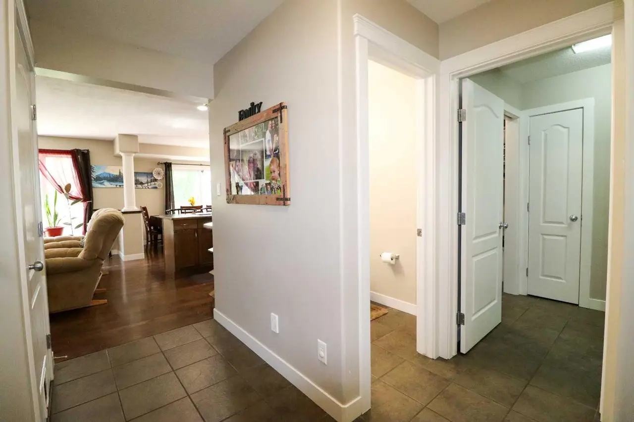 71 Coalbanks Gate W