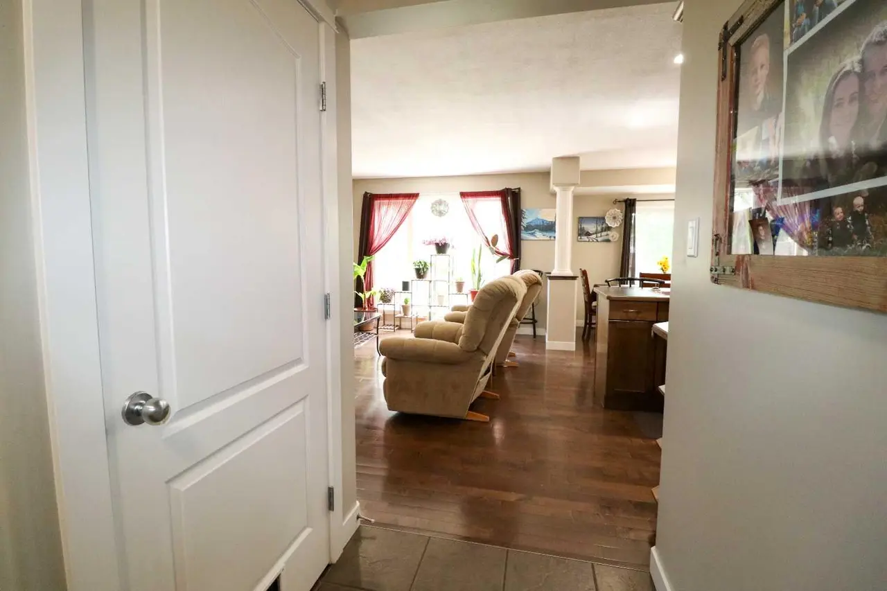 71 Coalbanks Gate W
