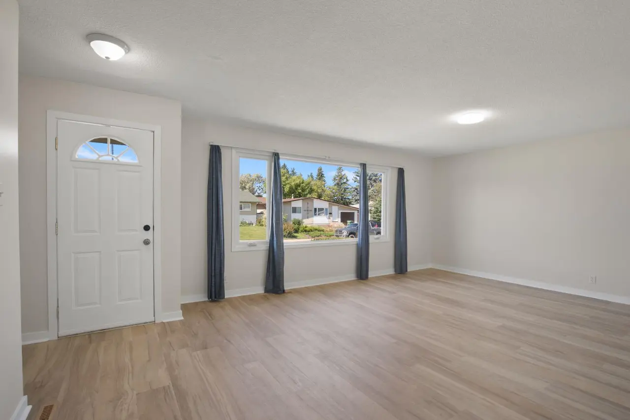 11 Oxbow Street 