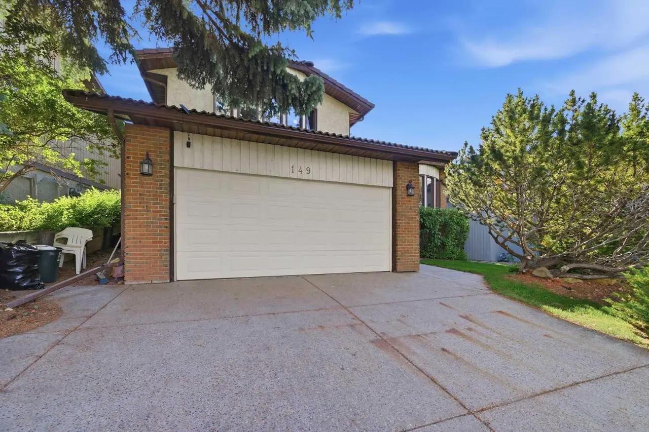 149 Edgehill Drive NW