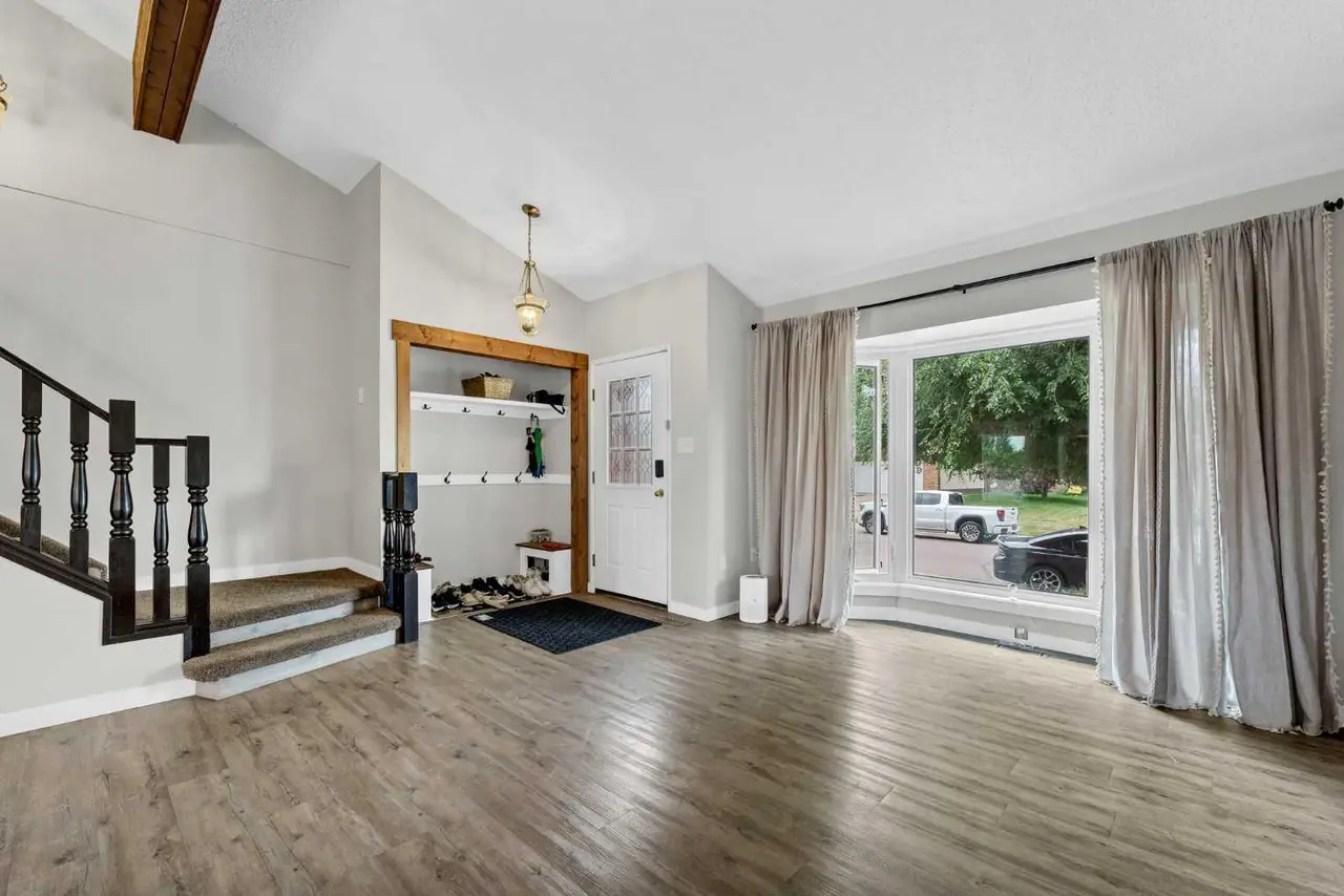 45 Cooper Road SE