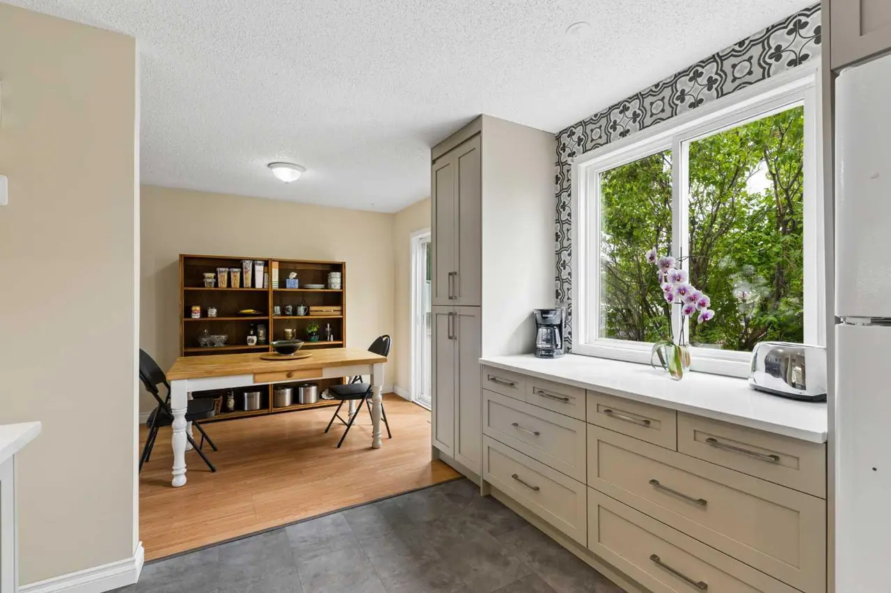 152 Erin Dale Crescent SE
