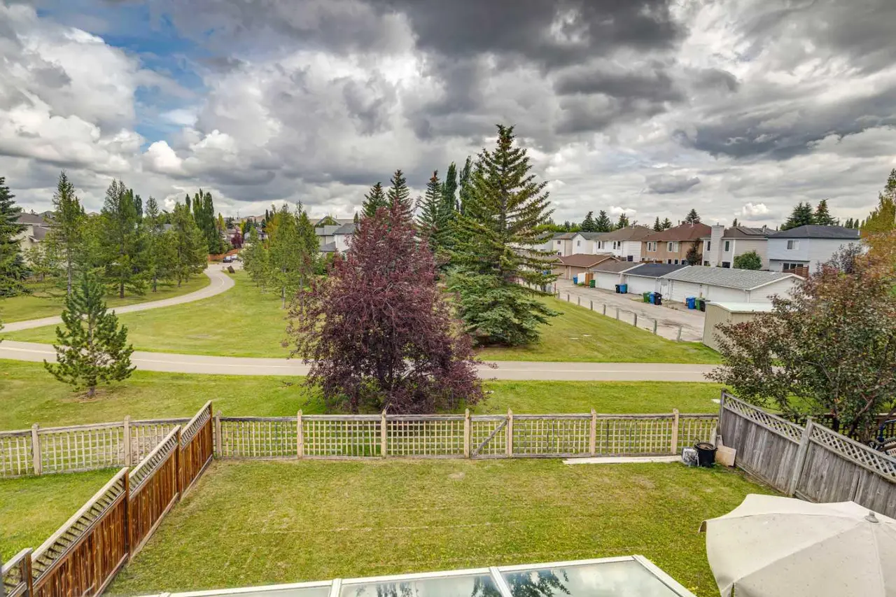 23 Sierra Nevada Close SW