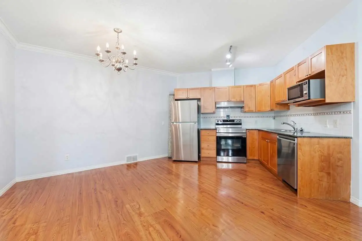 343, 333 Riverfront Avenue SE