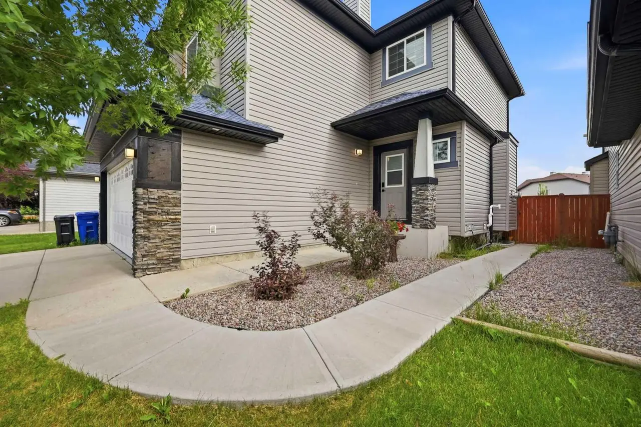 793 Luxstone Landing SW