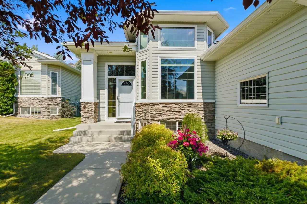 215 Rocky Ridge Villas NW