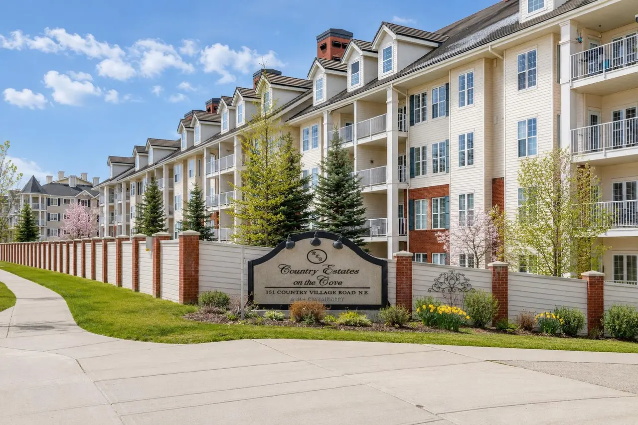 1207, 151 Country Village Road NE