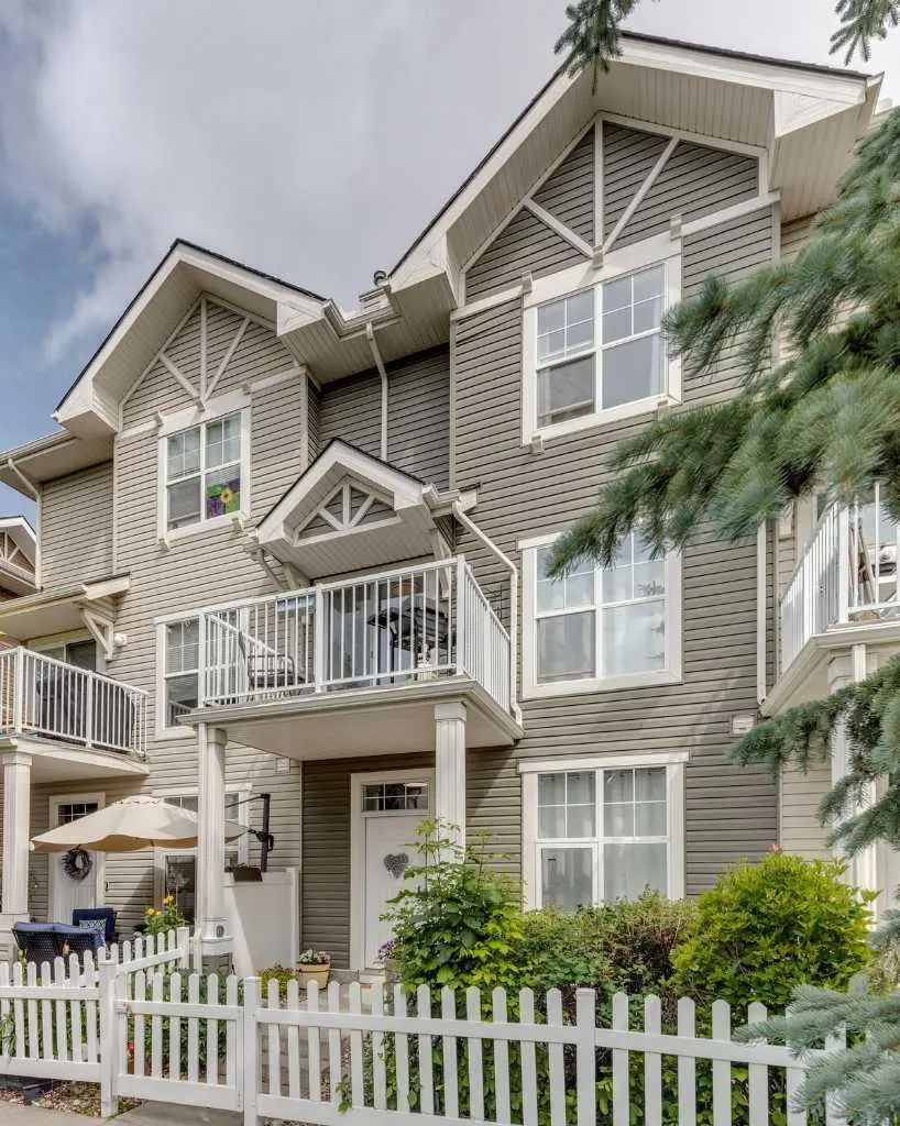 23 Toscana Gardens NW