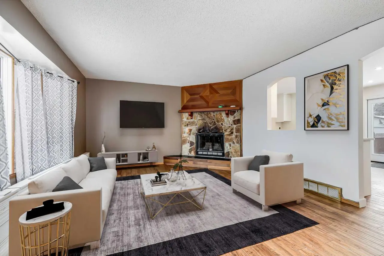 41 Alpine Crescent SE