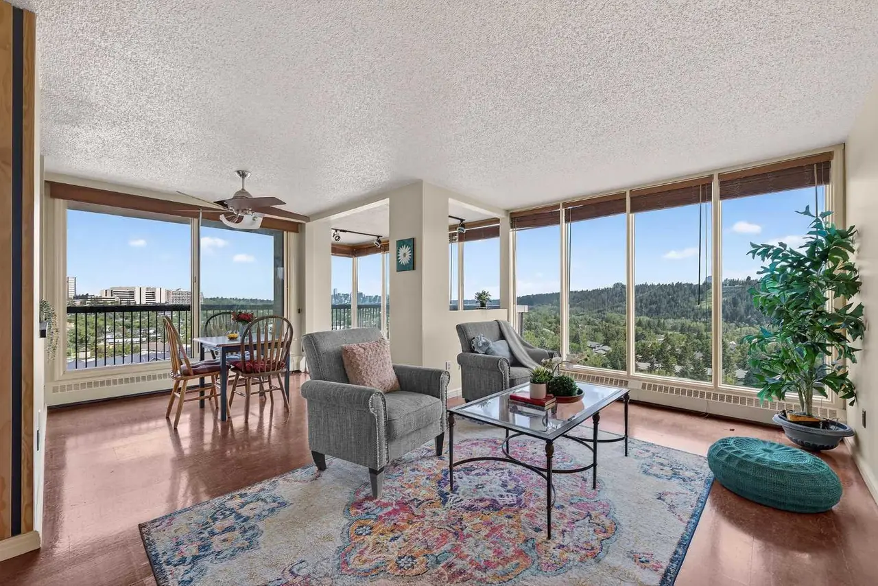 1607, 145 Point Drive NW
