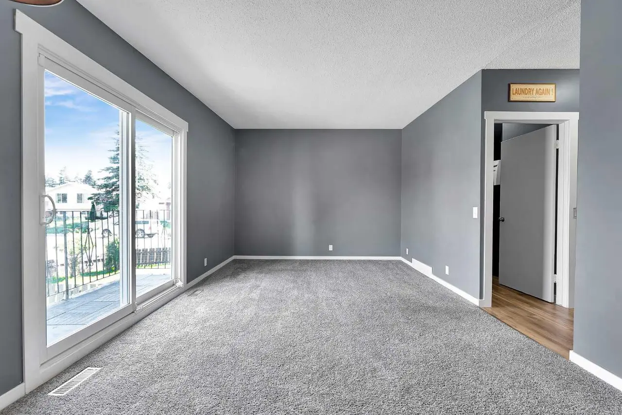 2, 435 Pinehill Road NE