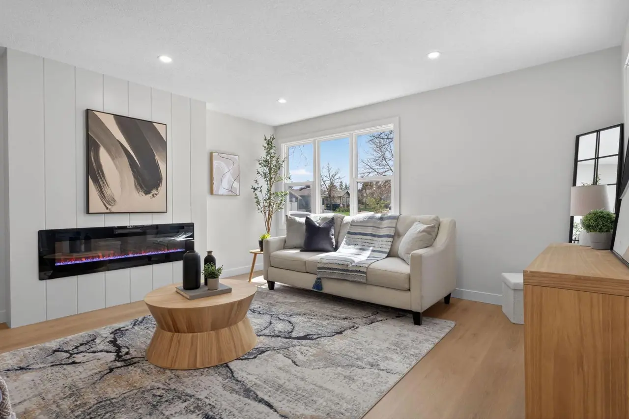 40 Bernard Way NW