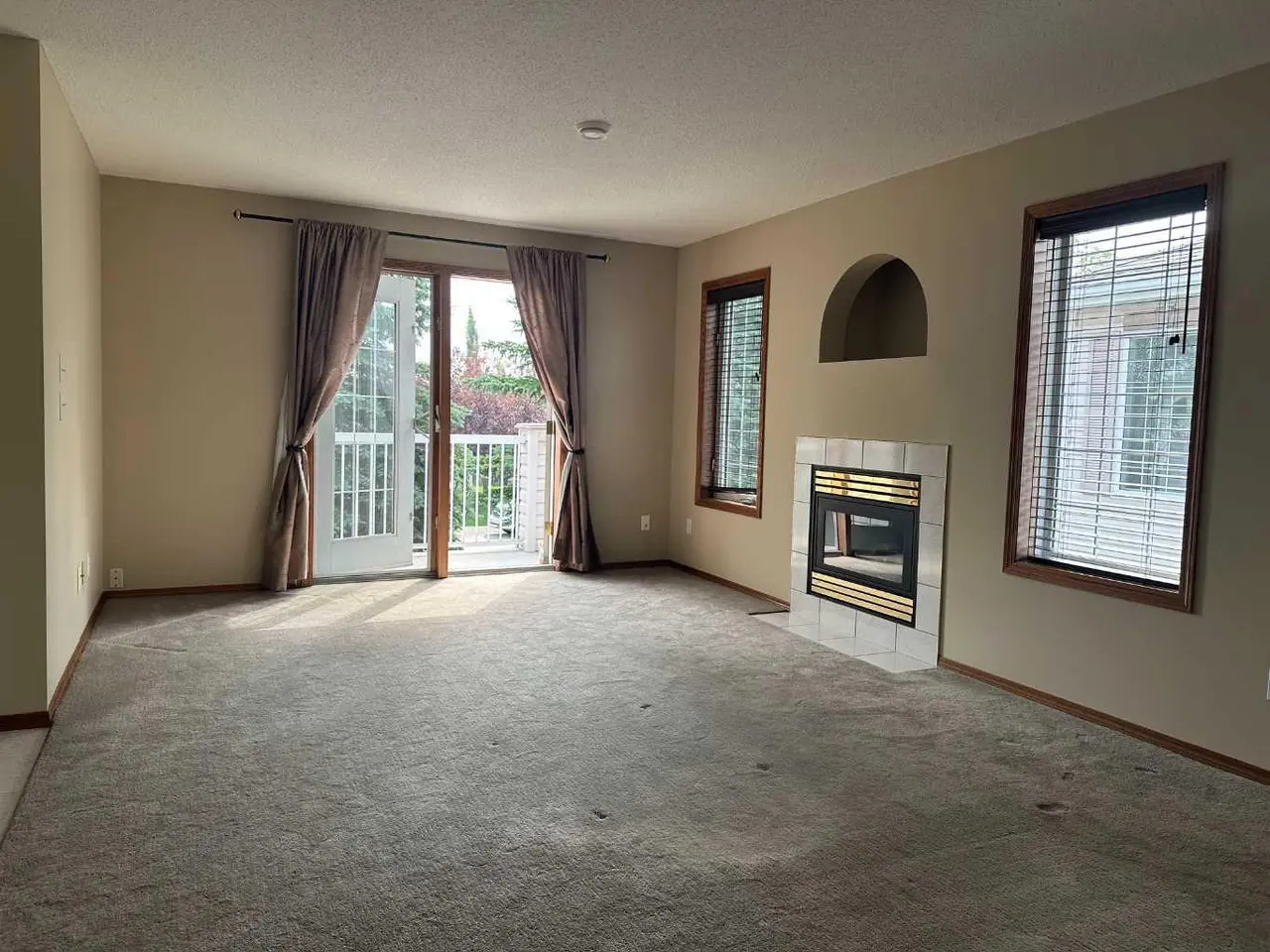 22D, 32 Daines Avenue 