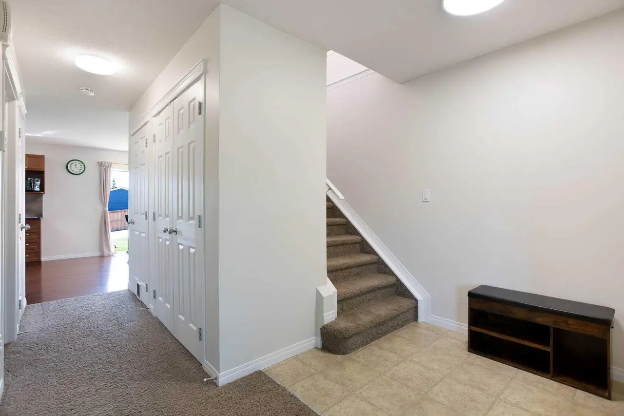 283 Evansdale Way NW