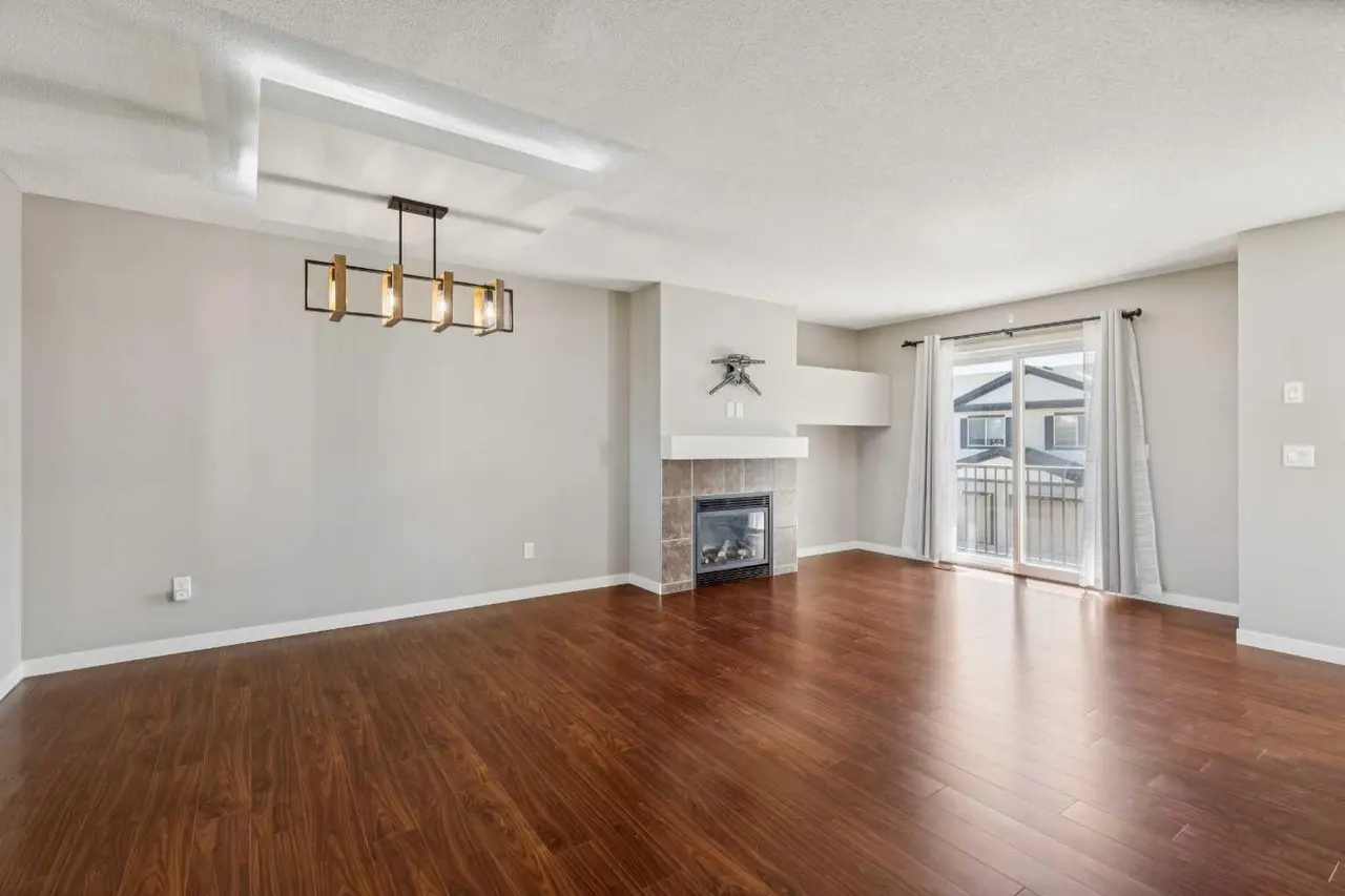 409 Copperpond Landing SE