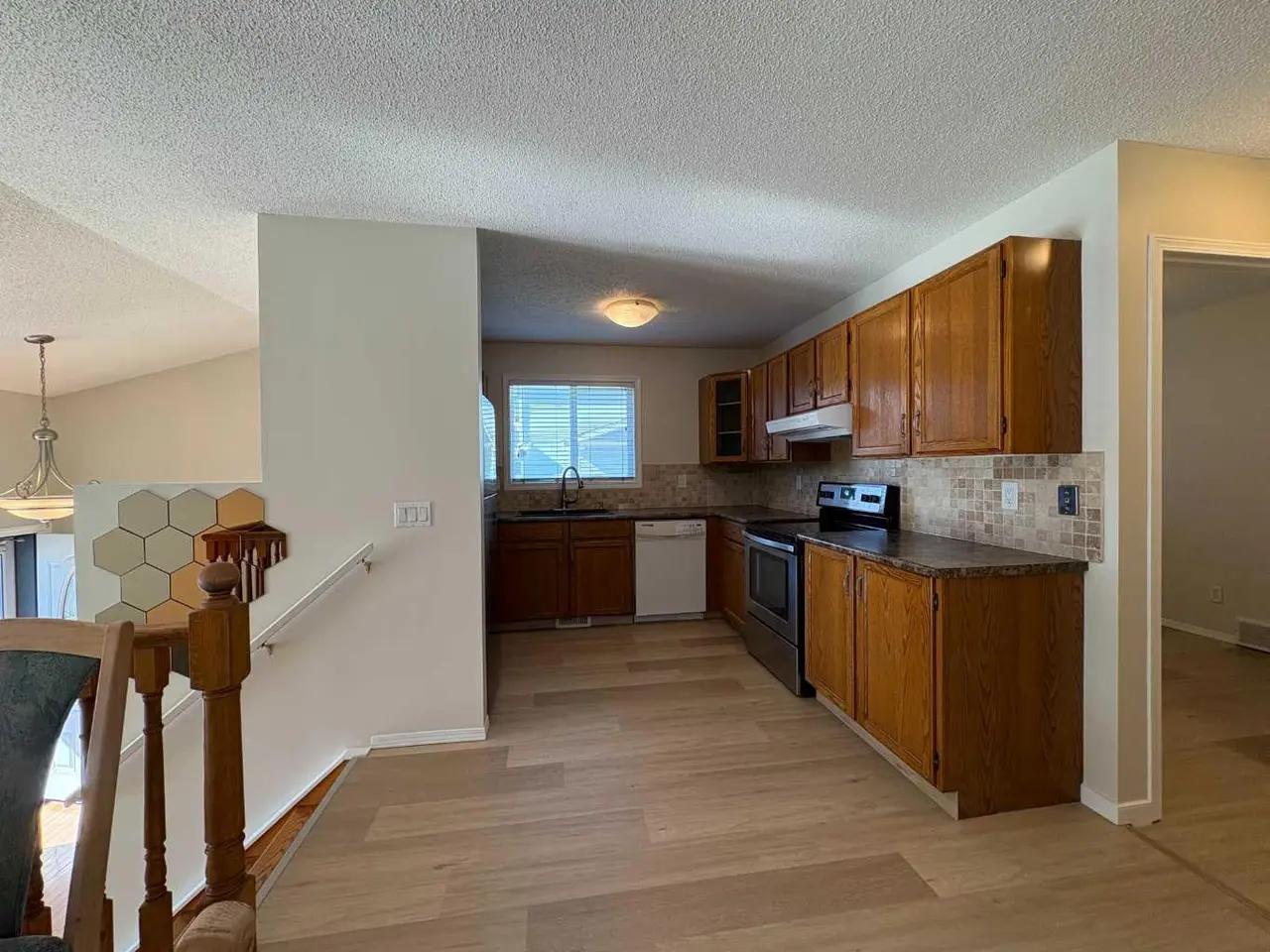 228 ERIN WOODS Drive SE