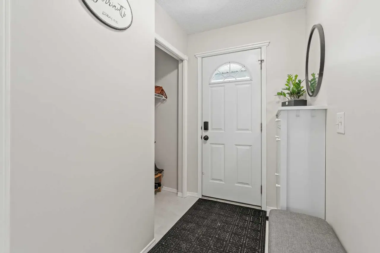 96 Georgian Villas NE