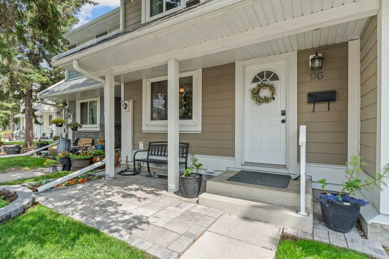 96 Georgian Villas NE