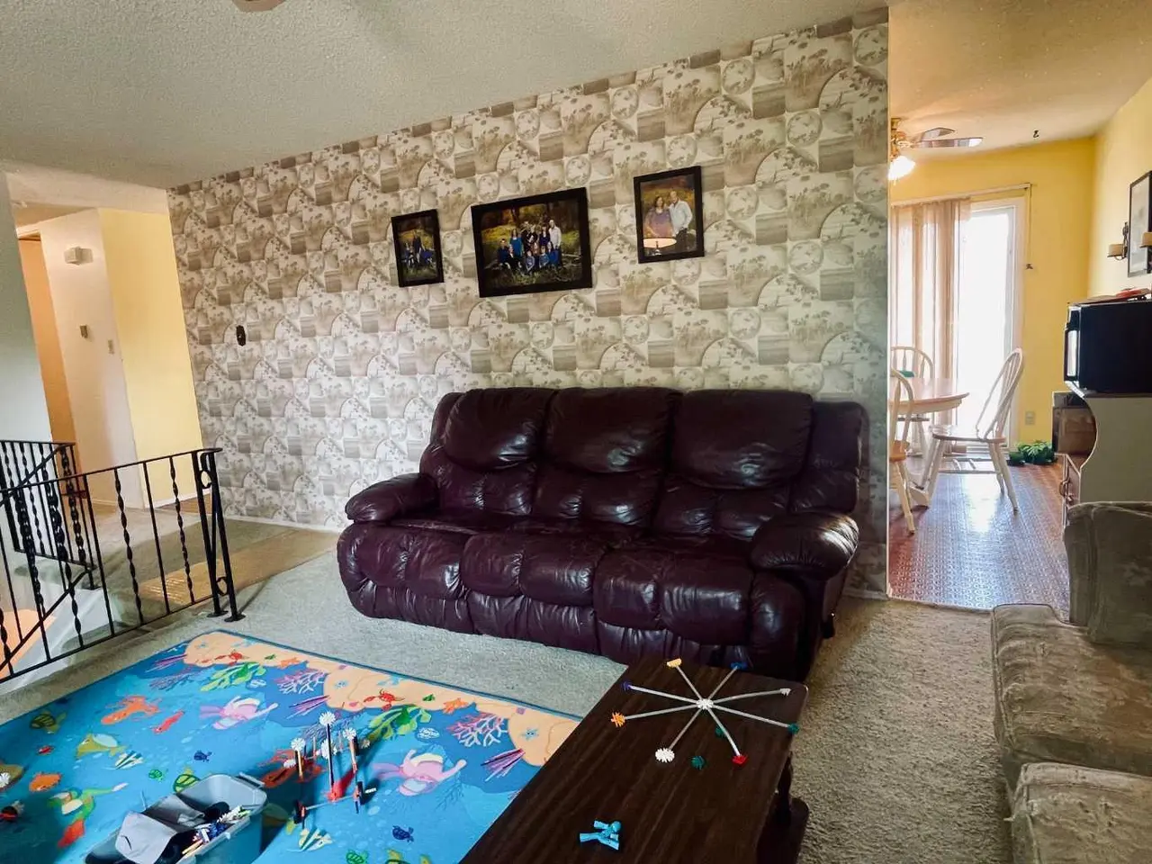 36 Park Meadows Boulevard N