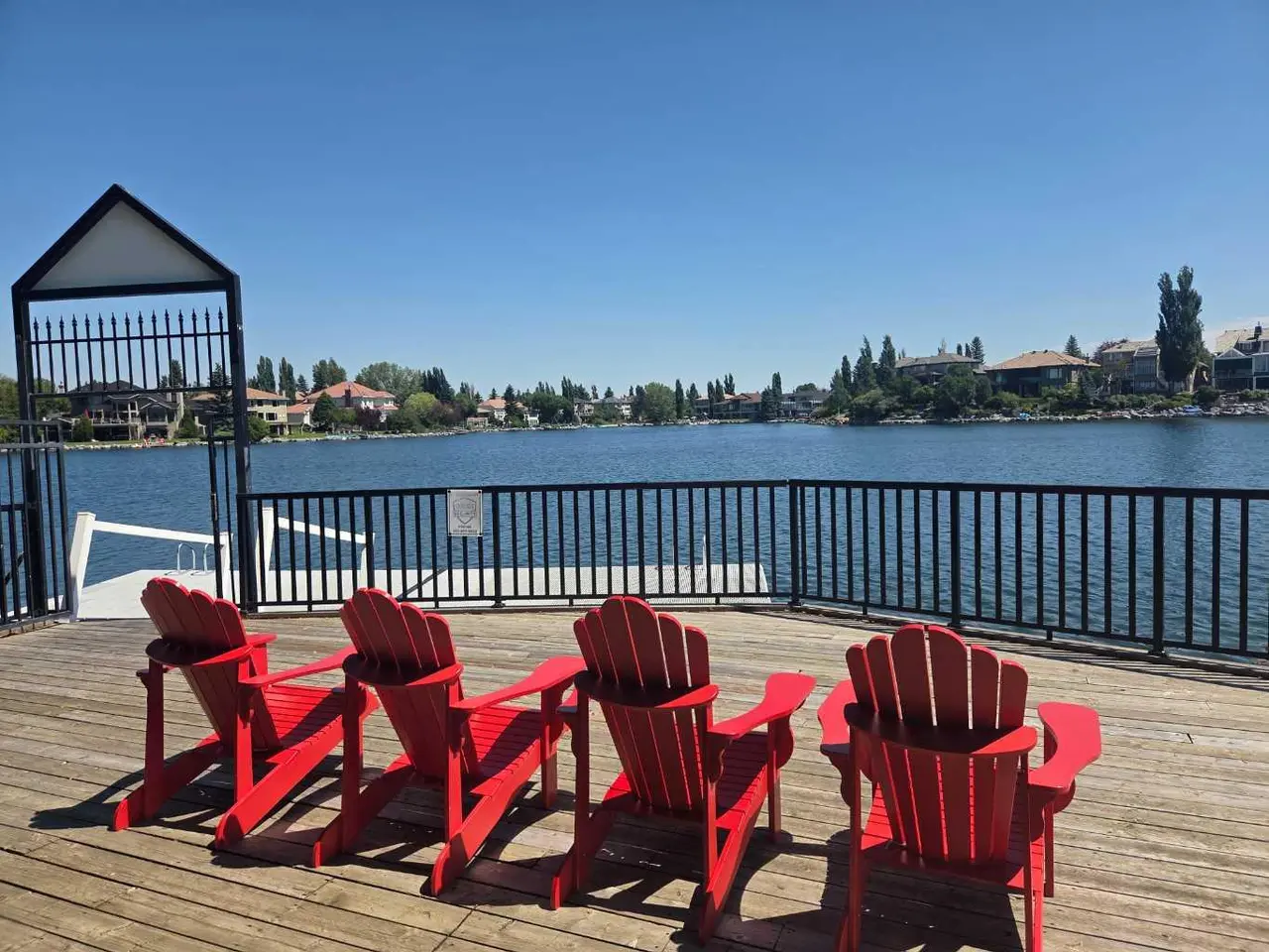 11 Mckenzie Lake View SE
