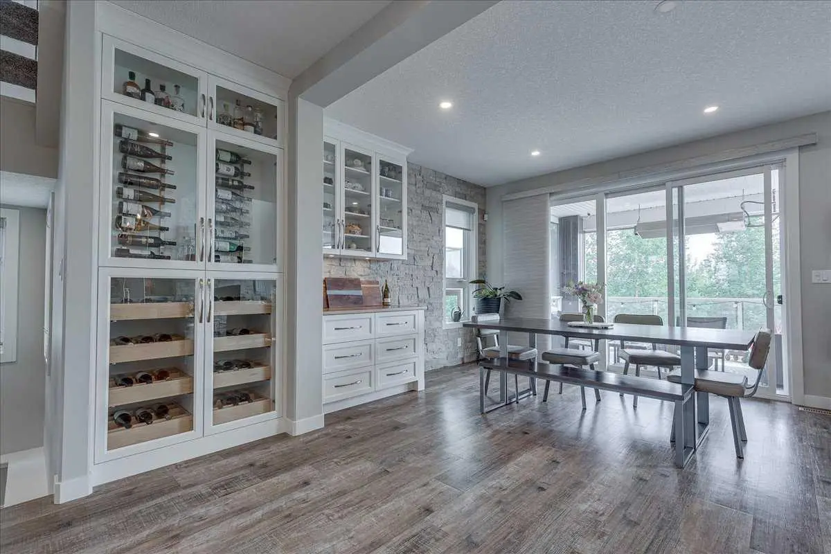 29 Longmire Close 