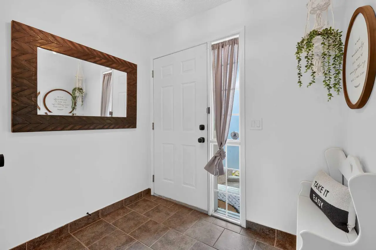 37 Beddington Gardens NE