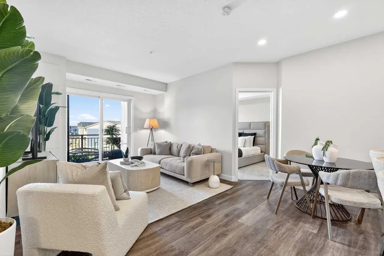 303, 255 Les Jardins Park SE