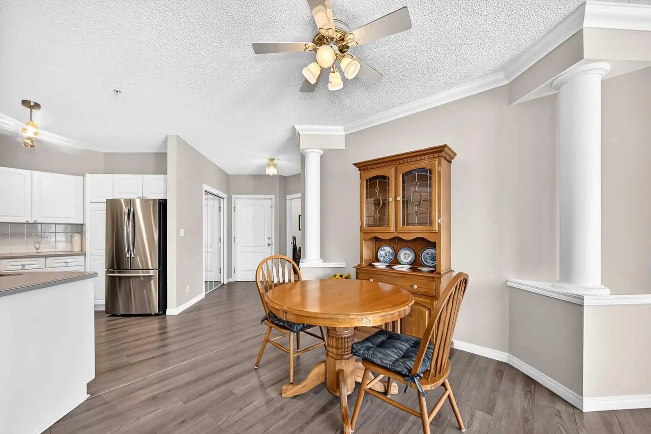 210, 78 Prestwick Gardens SE