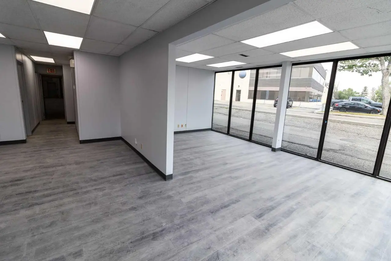 Unit 136, 1530 27 Avenue NE