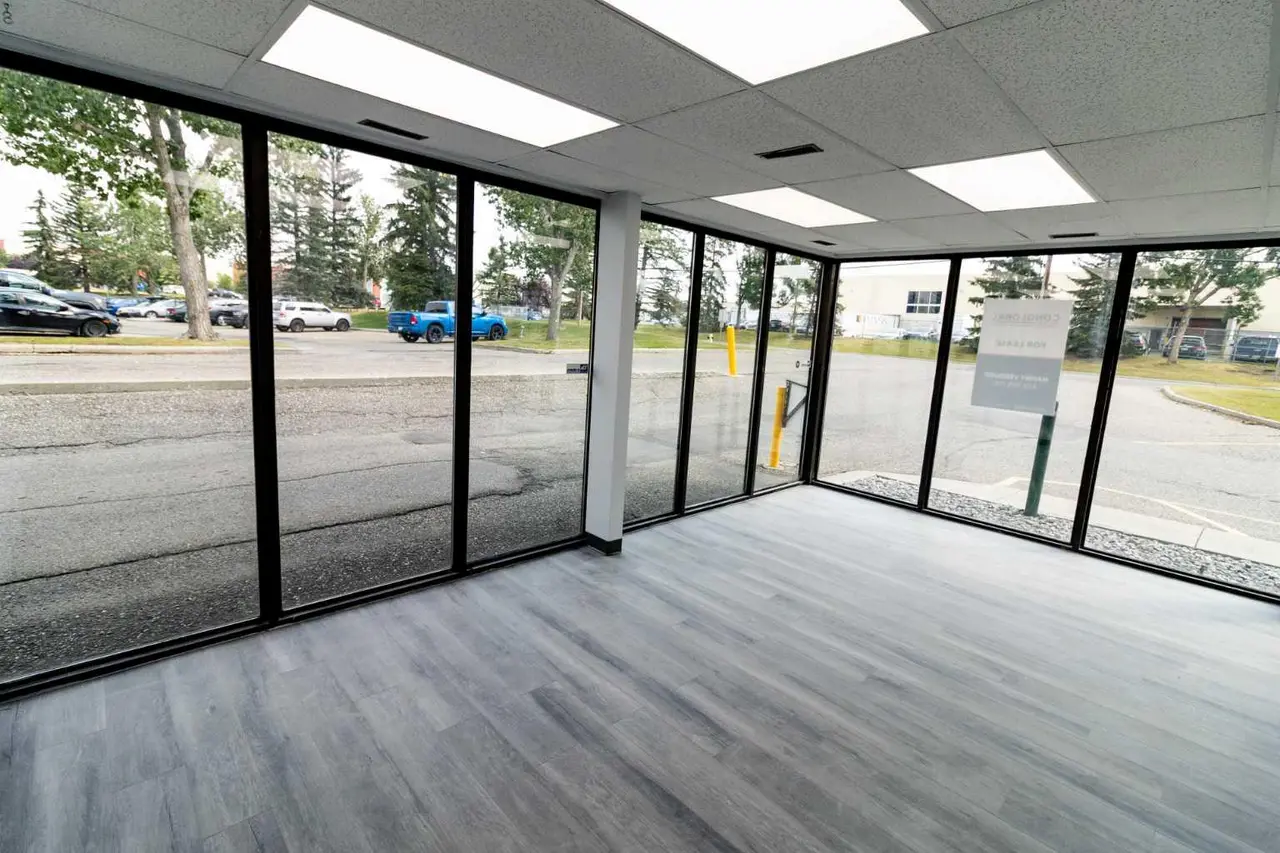 Unit 136, 1530 27 Avenue NE