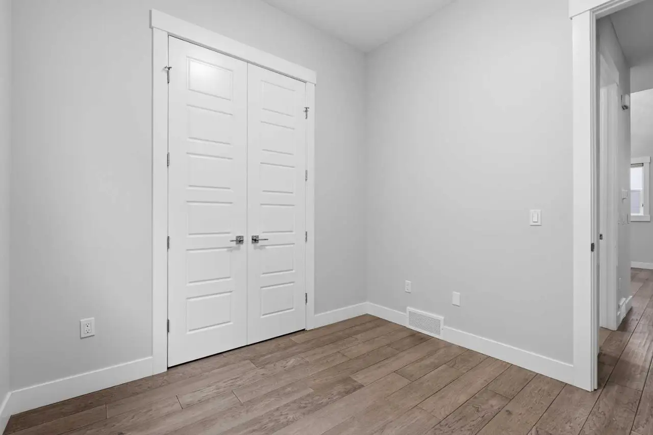 111 Kinniburgh Place 