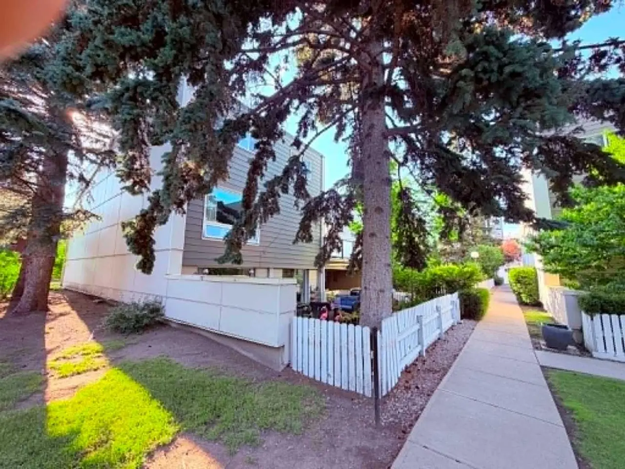 129, 6919 Elbow Drive SW