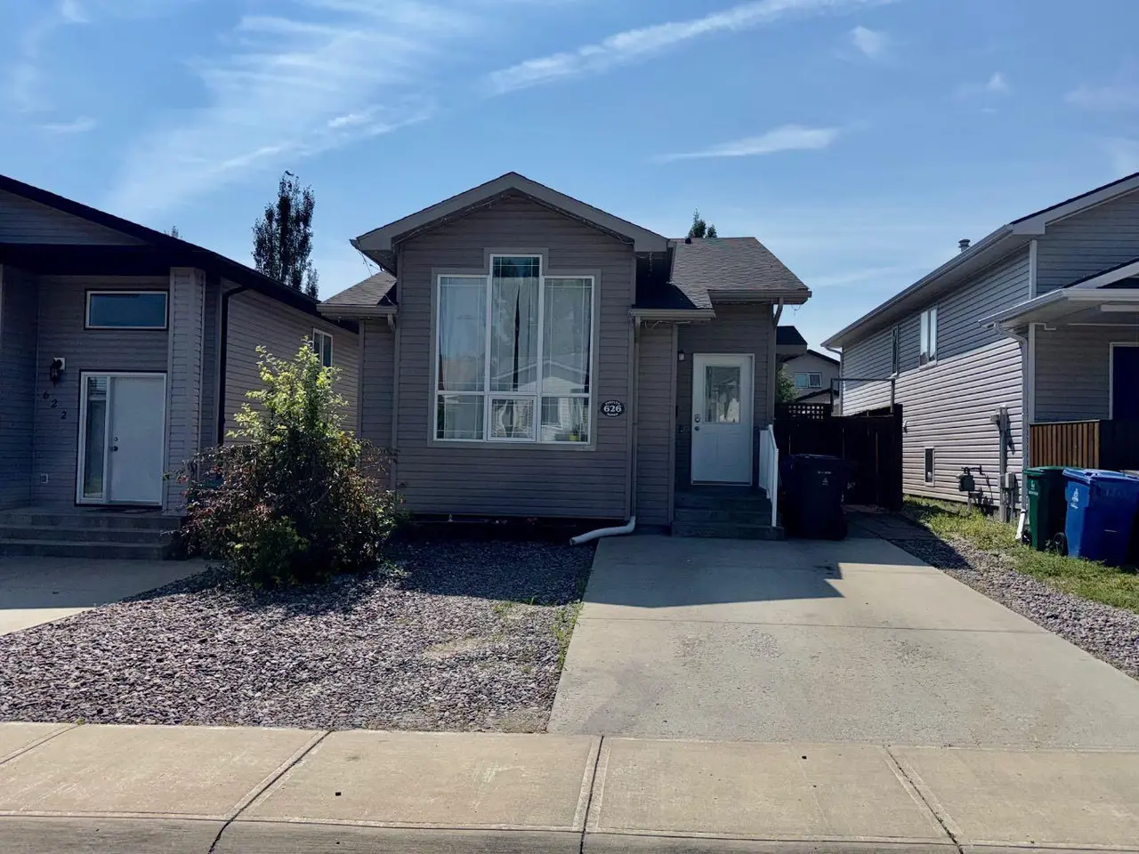 626 Blackfoot Terrace W