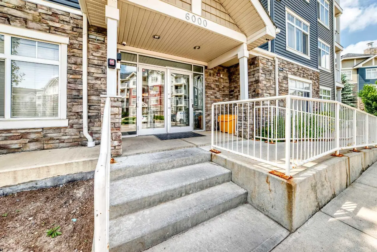 6211, 155 Skyview Ranch Way NE