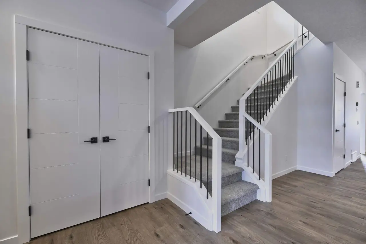 45 Legacy Point Terrace SE