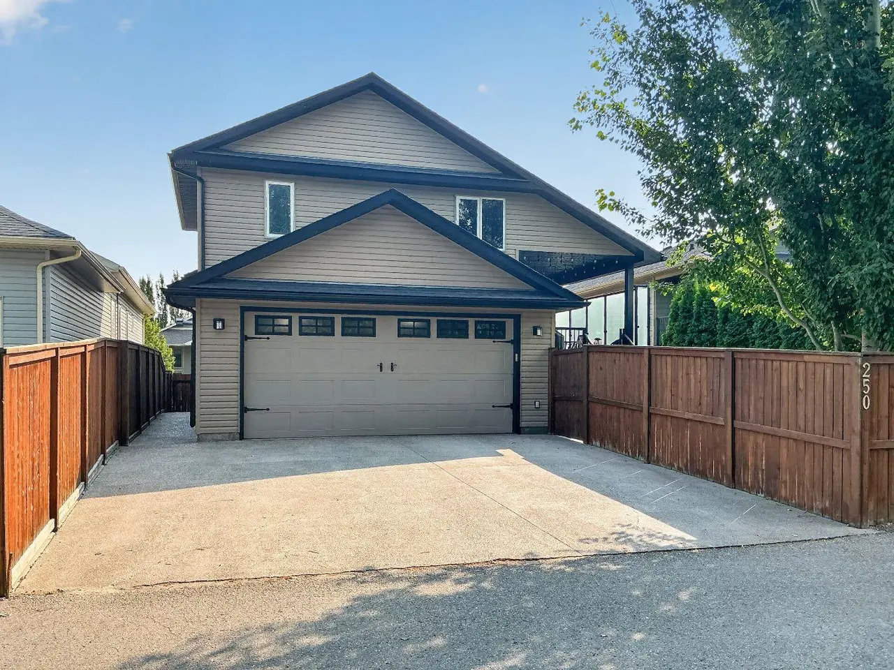 250 Riverstone Boulevard W
