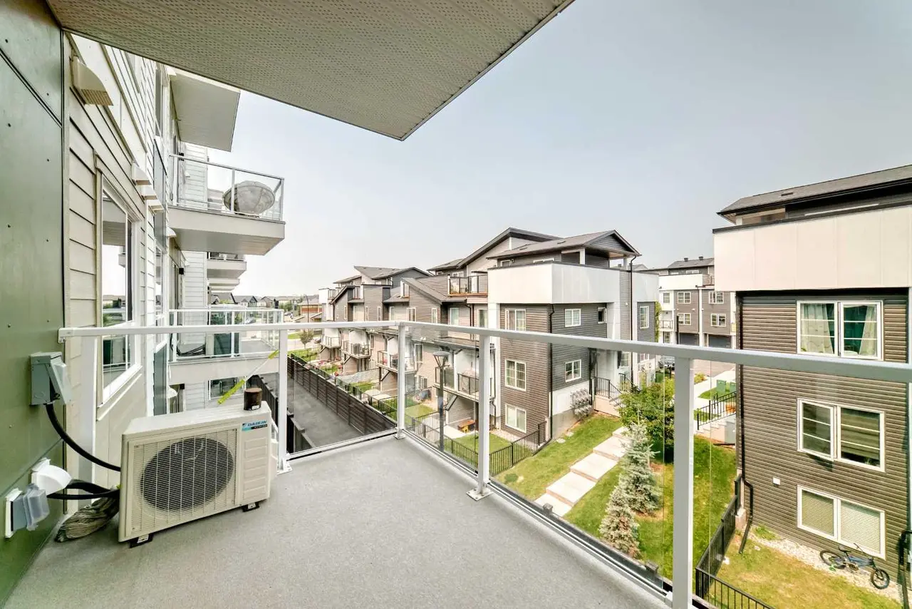2308, 220 Seton Grove SE