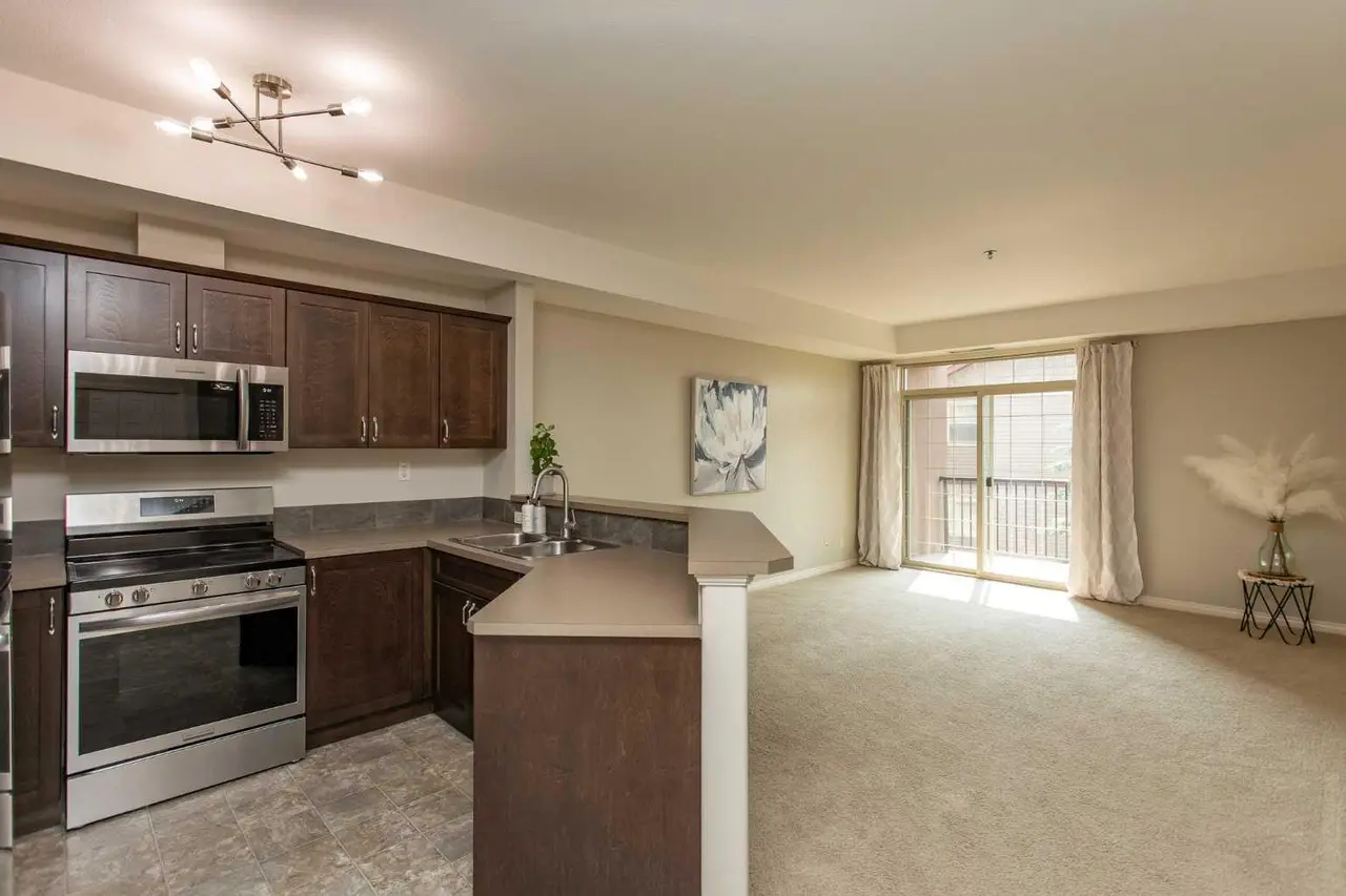 207, 69 Ironstone Drive 