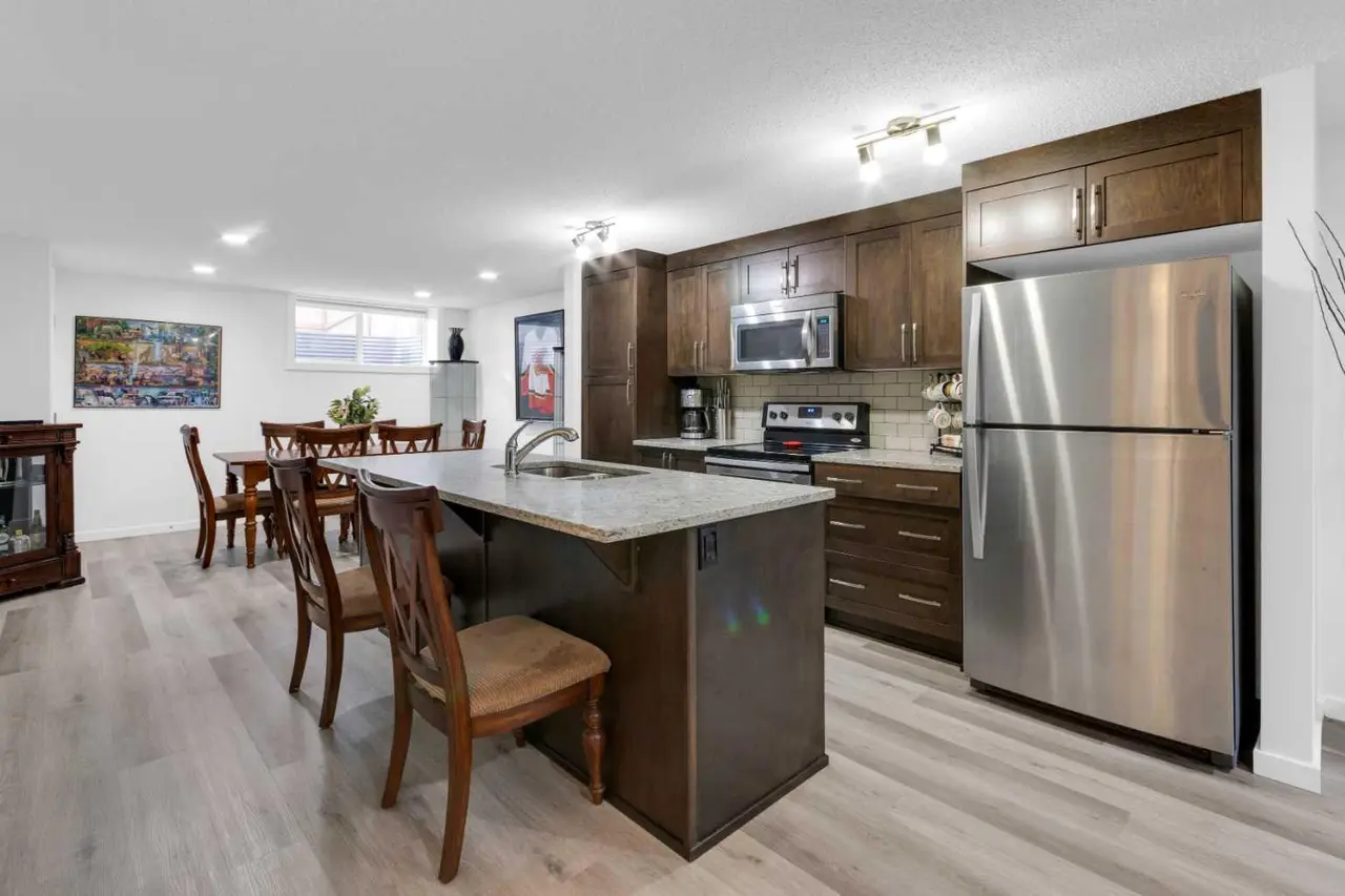 1503, 2400 Ravenswood View SE