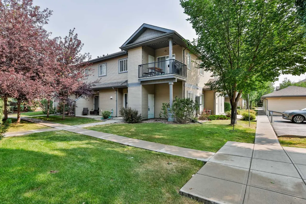3, 129 Silkstone Road W