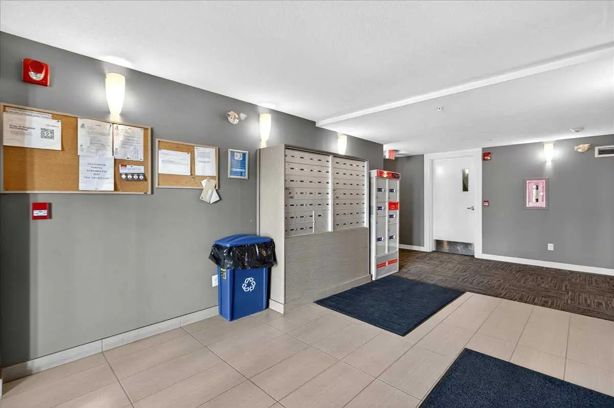 3306, 302 Skyview Ranch Drive NE