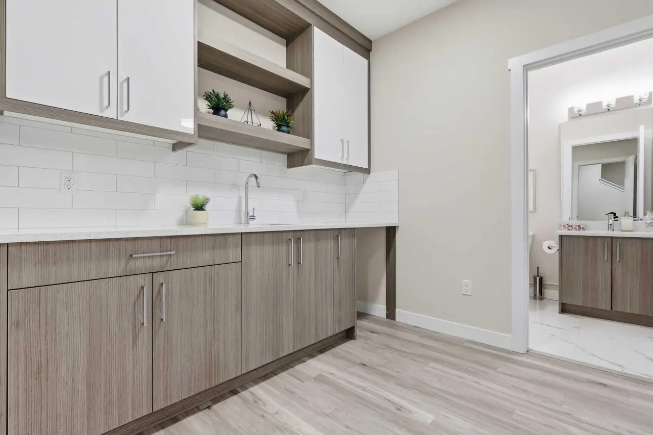 312 Red Sky Villas NE