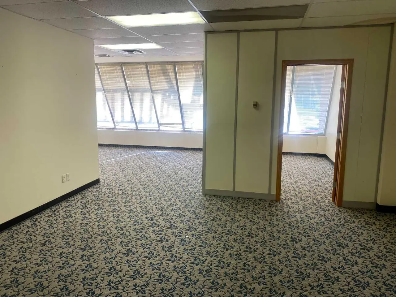 239, 328 Centre Street SE