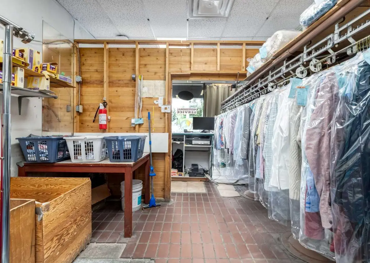 116, 5403 Crowchild Trail NW