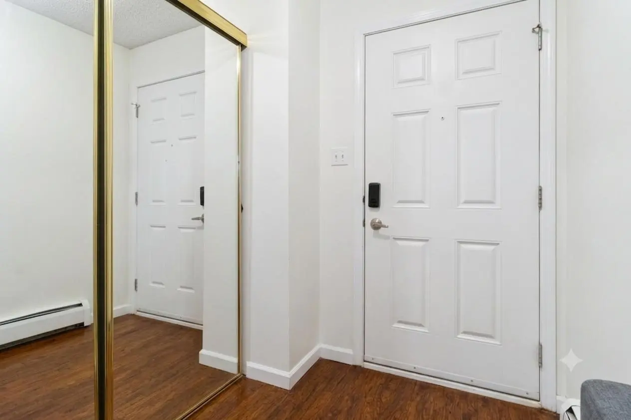 3114, 7201 POPLAR DRIVE  