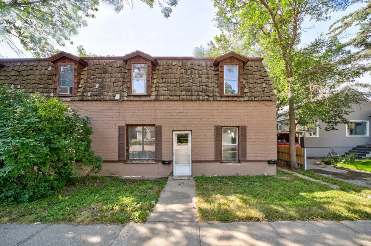 1252 & 1254 6 Avenue S