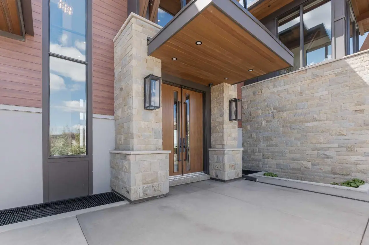 315 Aspen Ridge Place SW
