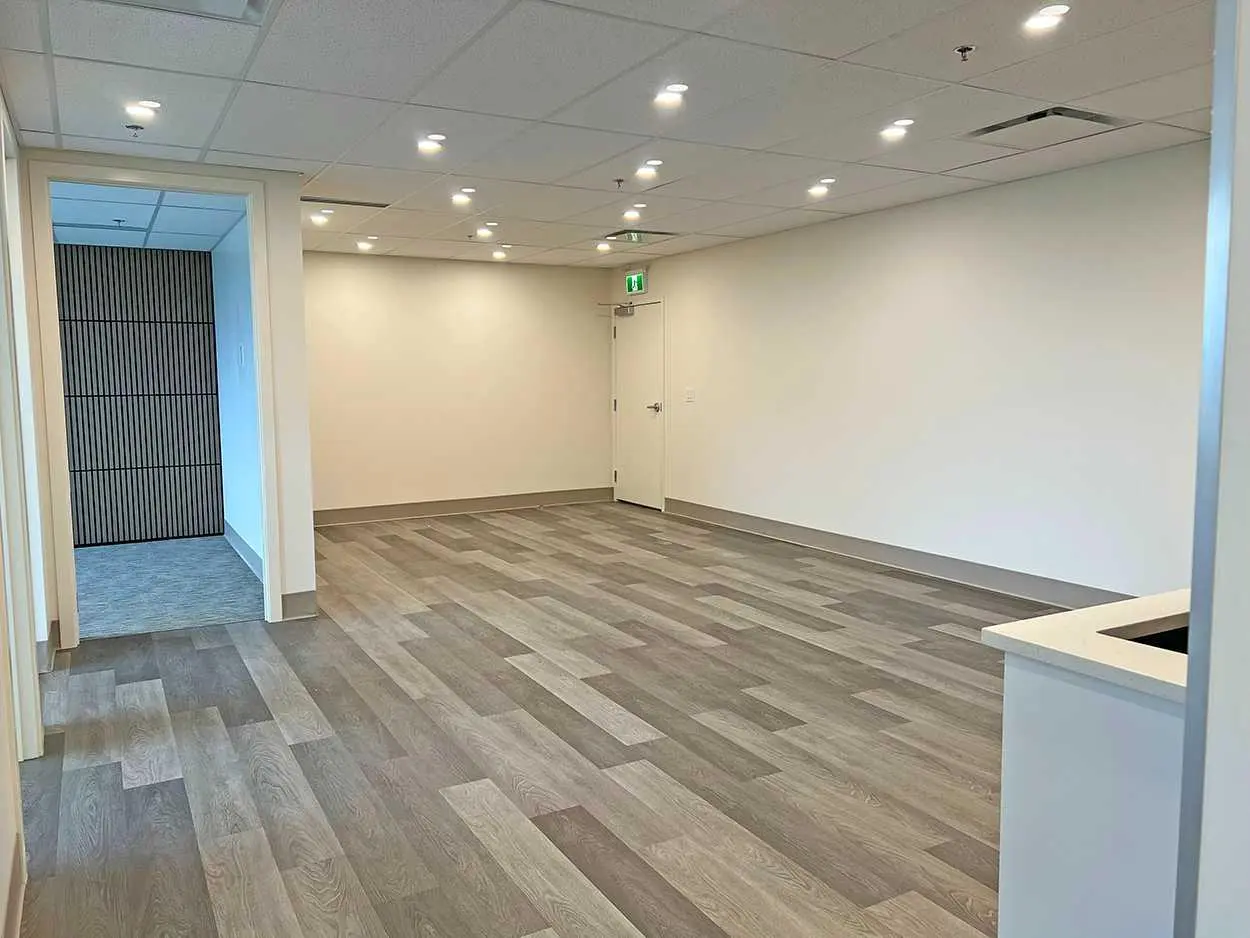 307, 4014 Macleod Trail S