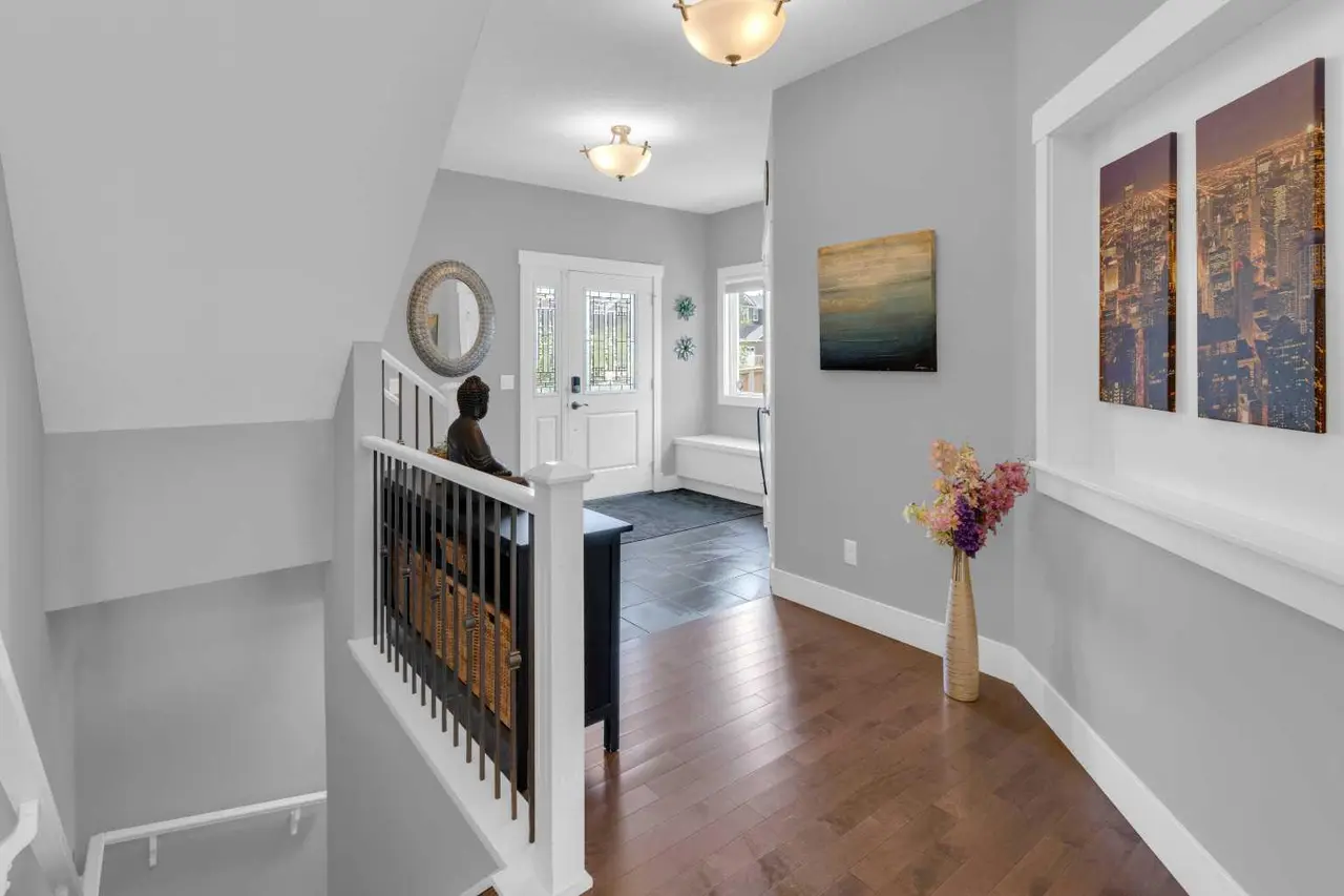 286 Nolan Hill Boulevard NW