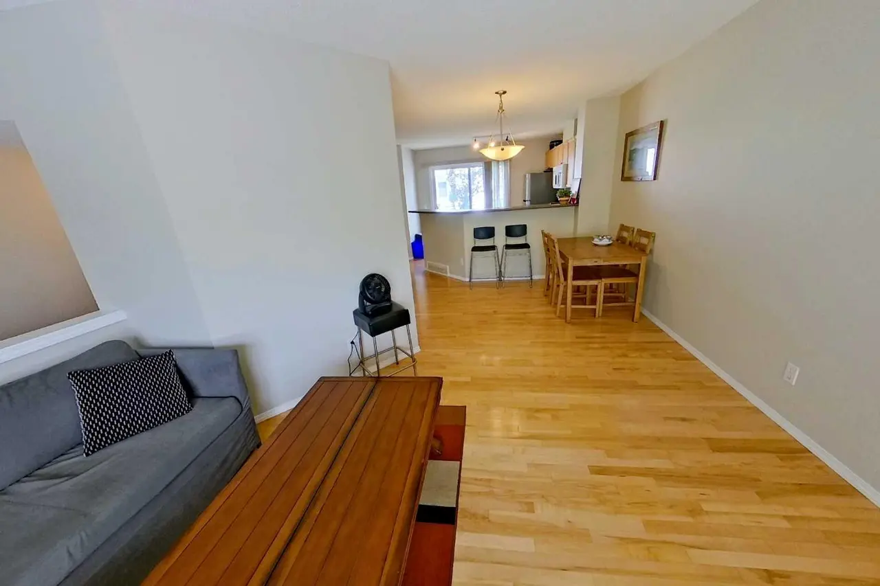 156 Tuscany Springs Gardens NW